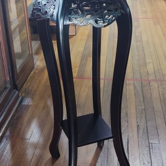Pedestal.