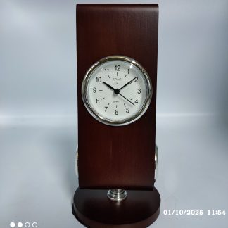 Reloj de escritorio.